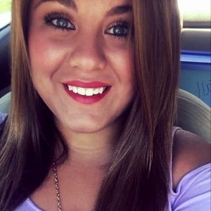 Meet your Posher, Tessa